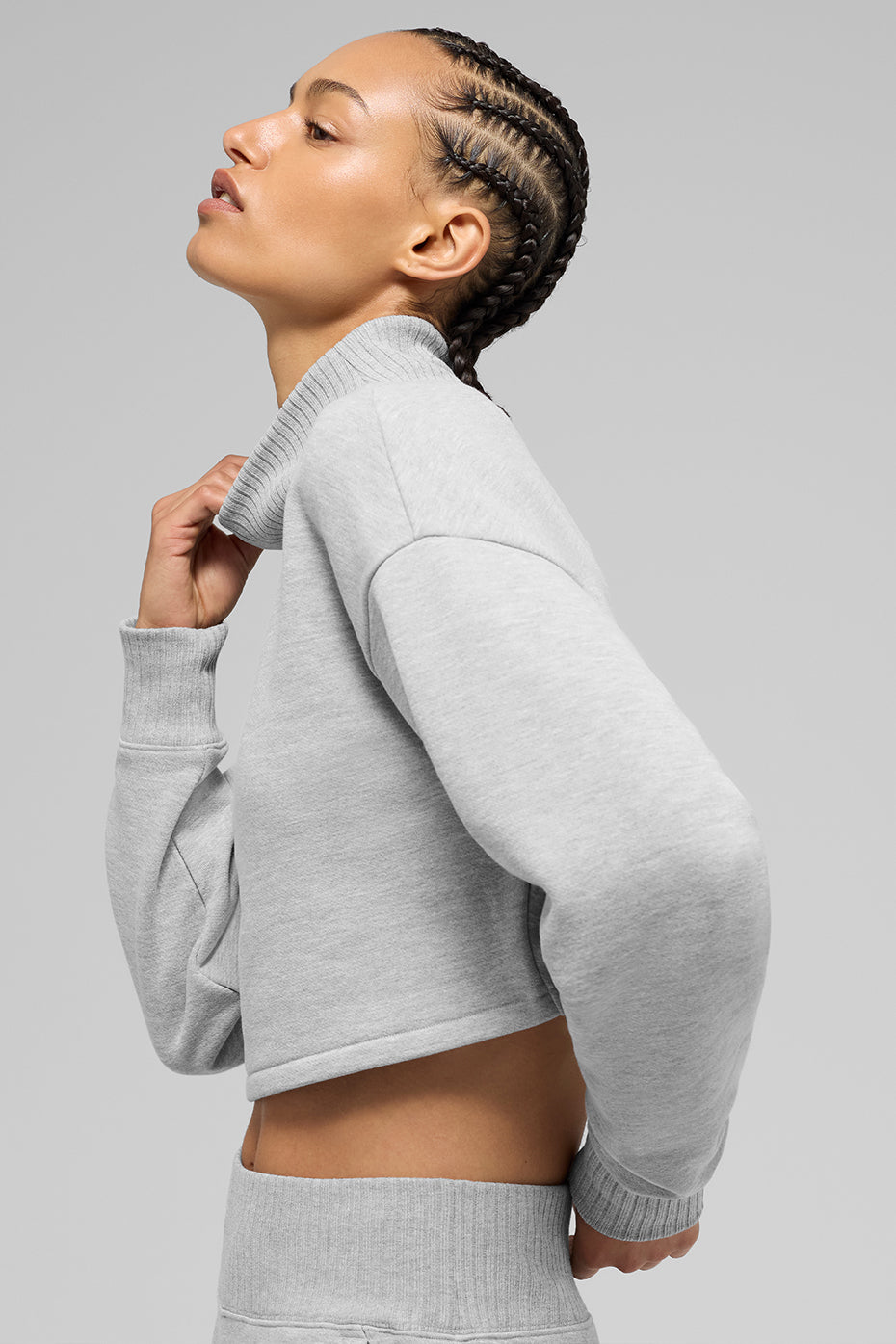 Serenity short cover-up sweater "OUT OF STOCK"