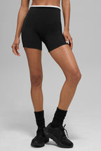 Airbrush Double Up Shorts 5"